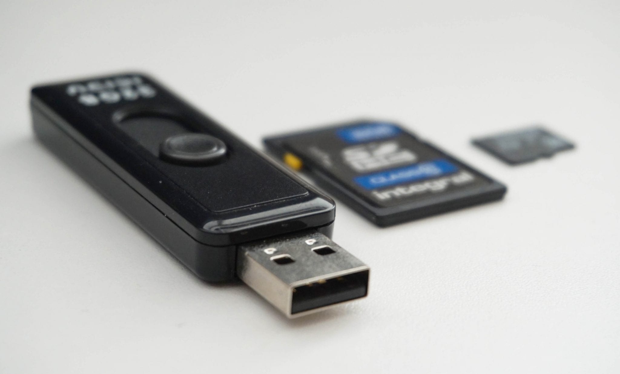 USB en SD, foto's bewaren op reis