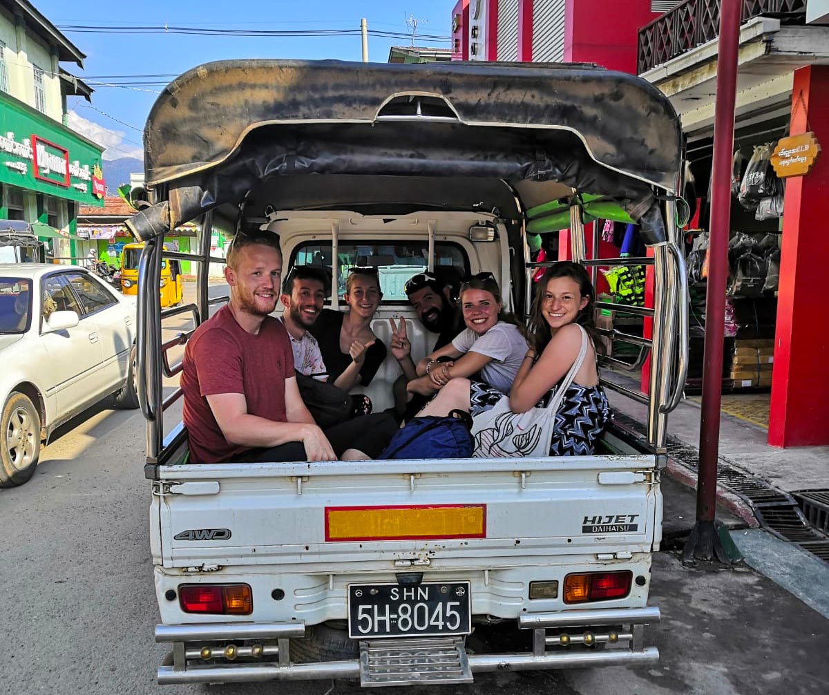 Inle-Pickup-taxi-Myanmar