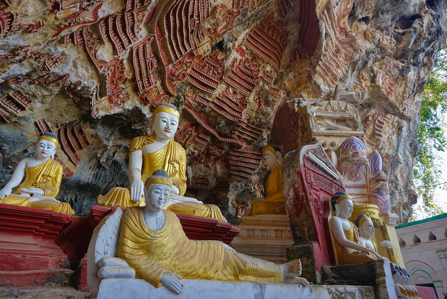 Kaw-Gon-Cave-Myanmar