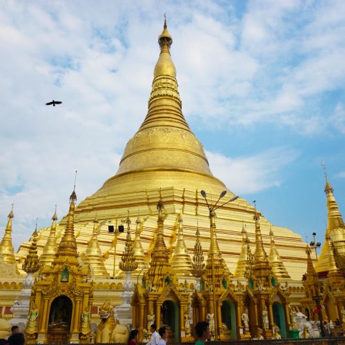 Schwedagonpagode-Yangon-Myanmar..